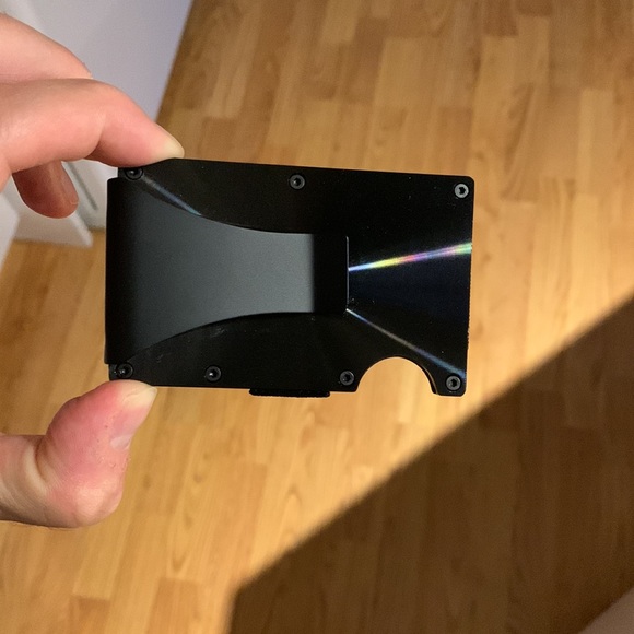 Titanium wallet - Picture 3 of 4